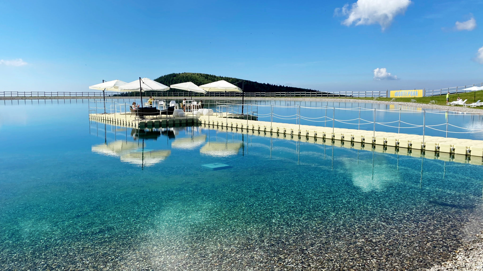 Pora Beach